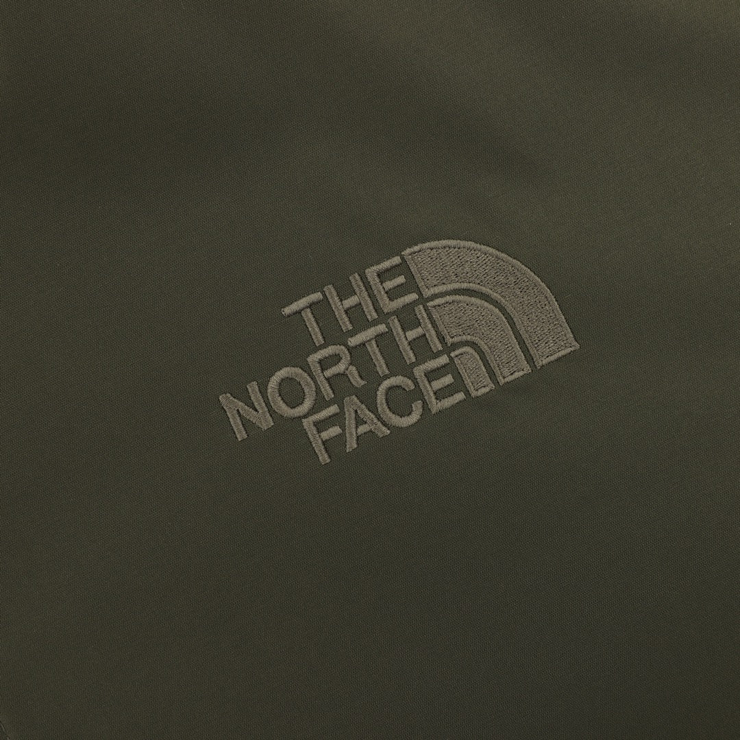 THE North Face TNF