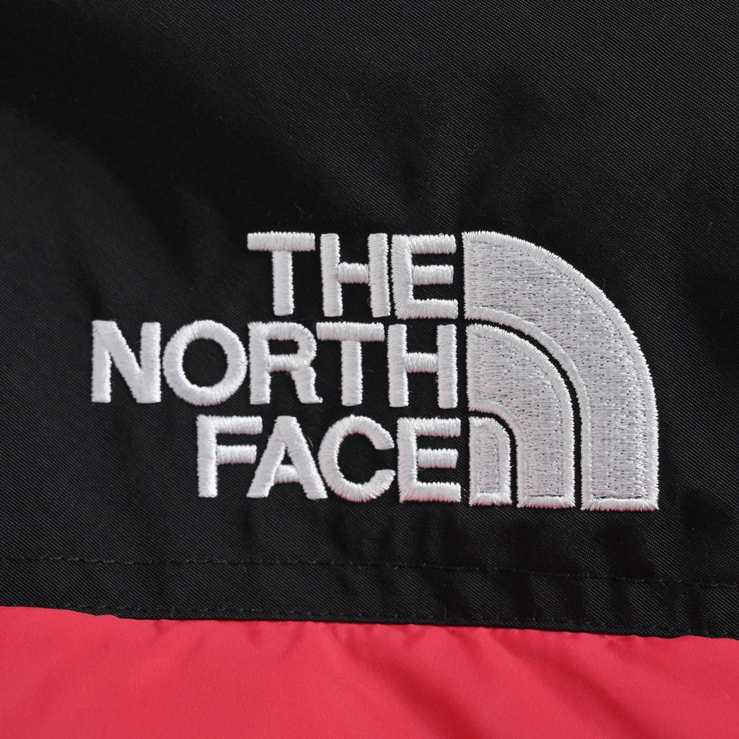 Supreme x TheNorthFace